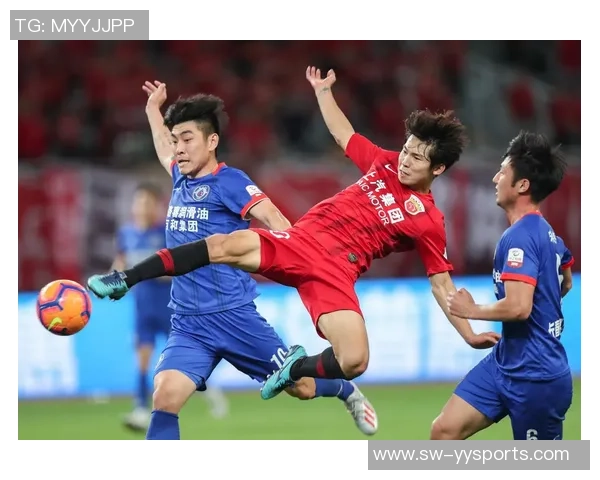 2019年足协杯精彩对决上海上港迎战山东鲁能展现足球魅力与激情